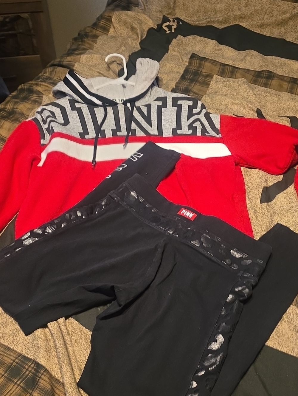 PINK Red & Gray Colorblock Hoodie with Black Leggings Set New